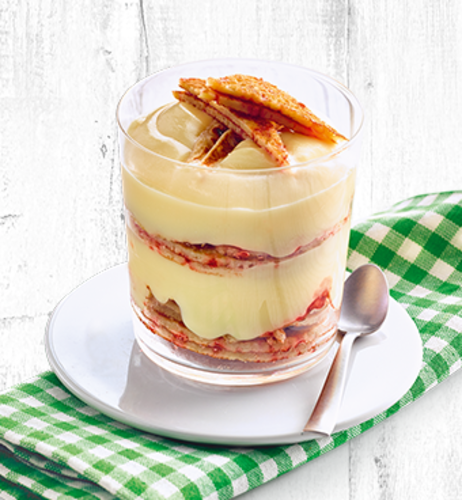Vanille-Crêpe-Trifle mit Vanilla-Pudding & gefülltem Erdbeer-Crêpe