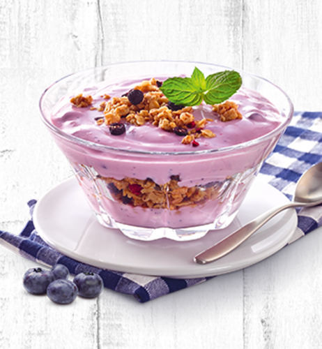 Buttermilch-Dessert „Müsli-Trifle“