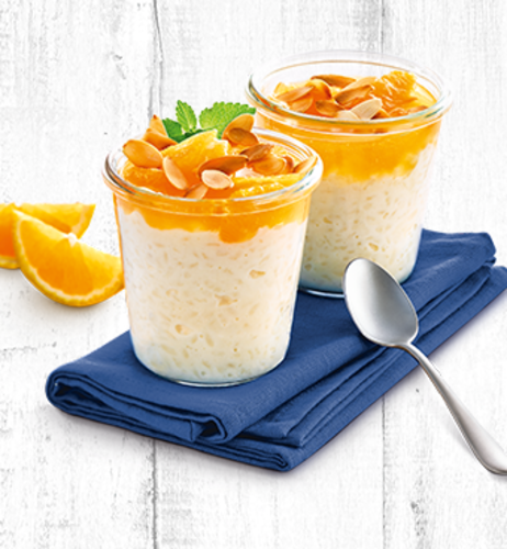 Milchreis mit Orangen-Zimt-Sauce & Mandelblättchen