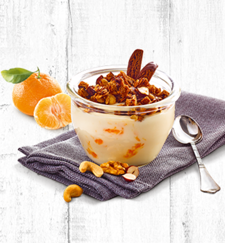 Mandarinen-Mascarpone-Creme  mit Lebkuchen-Nuss-Granola