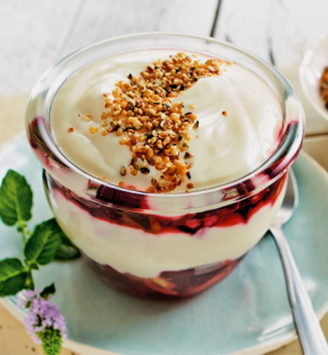 Cheesecake Dessert mit Rote Bete und Apfel