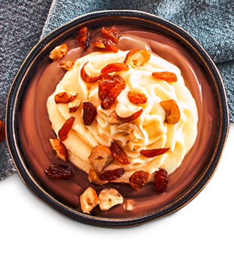 Pudding „Herbsttraum“ – Nussnougat Pudding mit Bratapfelschaum, Rosinen & Haselnüssen