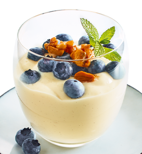 Tasty Heaven – Panna-Cotta-Pudding mit Heidelbeeren & Erdnuss-Ahornsirup-Karamell