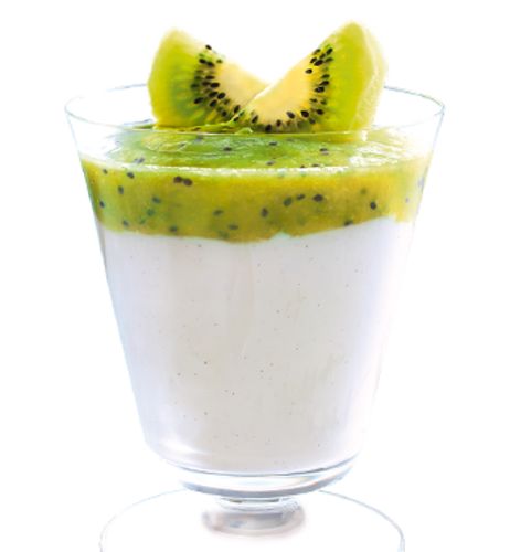 Fruity Freshness – Buttermilch-Dessert Heidelbeere mit Heidelbeer-Schmarrn & Mandelblättchen